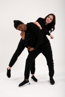 Siyah Kapüşonlu Kanguru Cep Oversize Lastik Paça Sevgili Kombini - 4