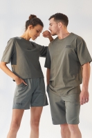 Çağla Küçük Yazı Baskılı O Yaka Oversize Bermuda Şort Takım Sevgili Kombini - 2