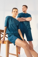 Zümrüt Küçük Yazı Baskılı O Yaka Oversize Bermuda Şort Takım Sevgili Kombini - 3