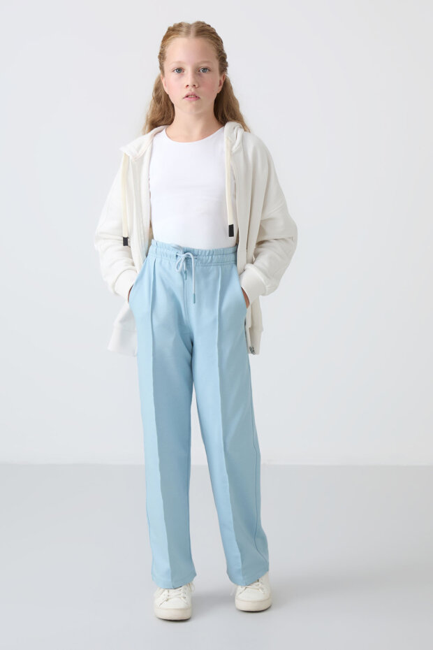 Açık Mavi Cepli Ön Dikiş Detaylı Geniş Paça Kız Çocuk Eşofman Altı -75144 - 1