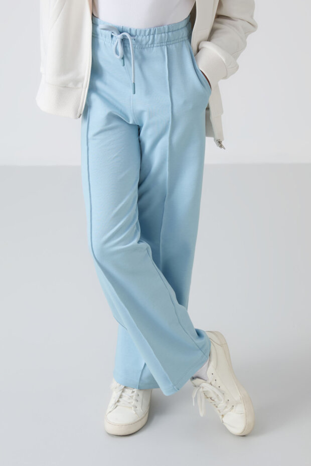 Açık Mavi Cepli Ön Dikiş Detaylı Geniş Paça Kız Çocuk Eşofman Altı -75144 - 2