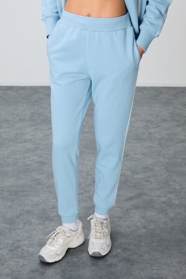 Açık Mavi Kompakt Pamuklu Kalın Pürüzsüz Dokulu Dik Yaka Oversize Fit Kadın Eşofman Takım - 95340 - 4