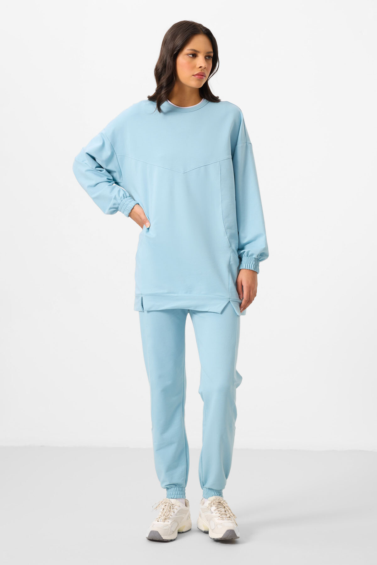 Açık Mavi O Yaka Basic Oversize Kadın Eşofman Tunik Takım - 95347 - TOMMYLIFE