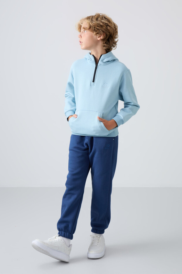 Açık Mavi Pamuklu Kalın İçi Tüylü Yumuşak Dokulu Standart Fit Nakışlı Erkek Çocuk Sweatshirt - 11244 - 4