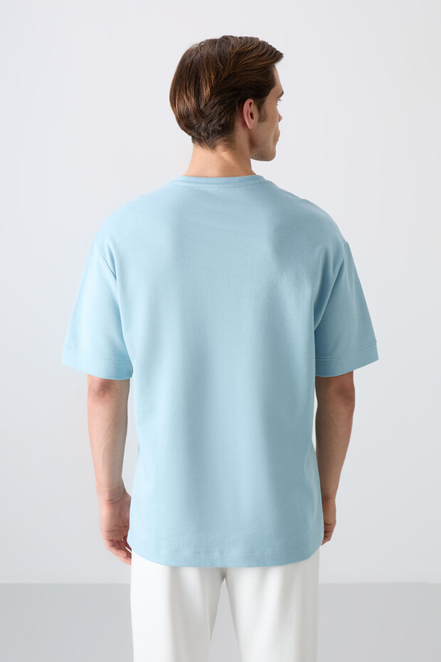 Açık Mavi Pamuklu Kalın Yumuşak Dokulu Oversize Fit Baskılı Erkek T-Shirt - 88320 - 5