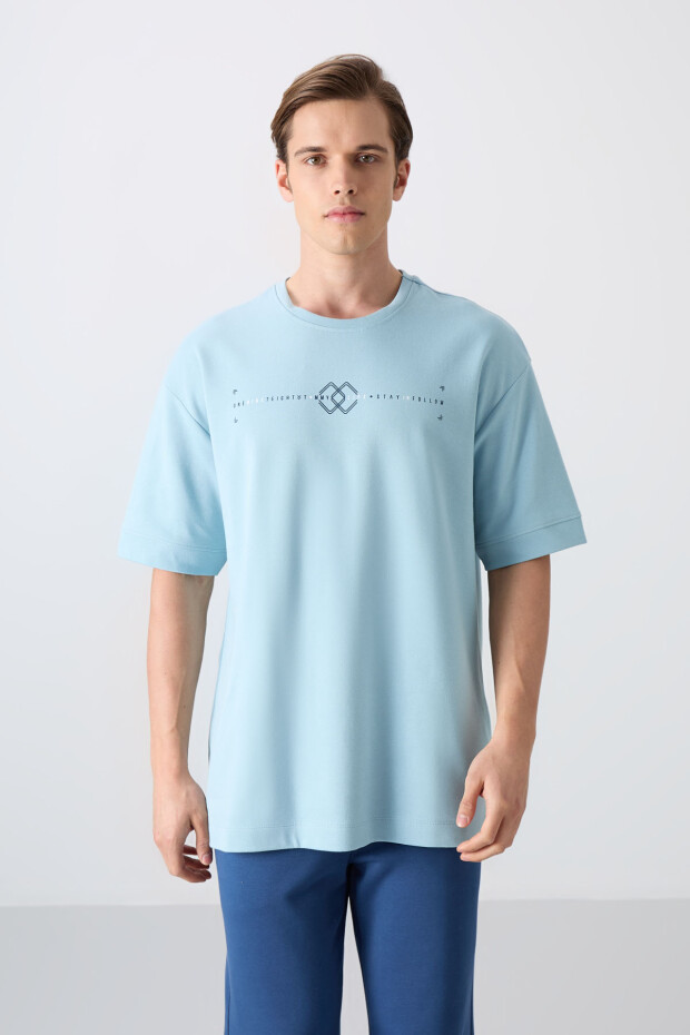 Açık Mavi Pamuklu Kalın Yumuşak Dokulu Oversize Fit Baskılı Erkek T-Shirt - 88323 - 4