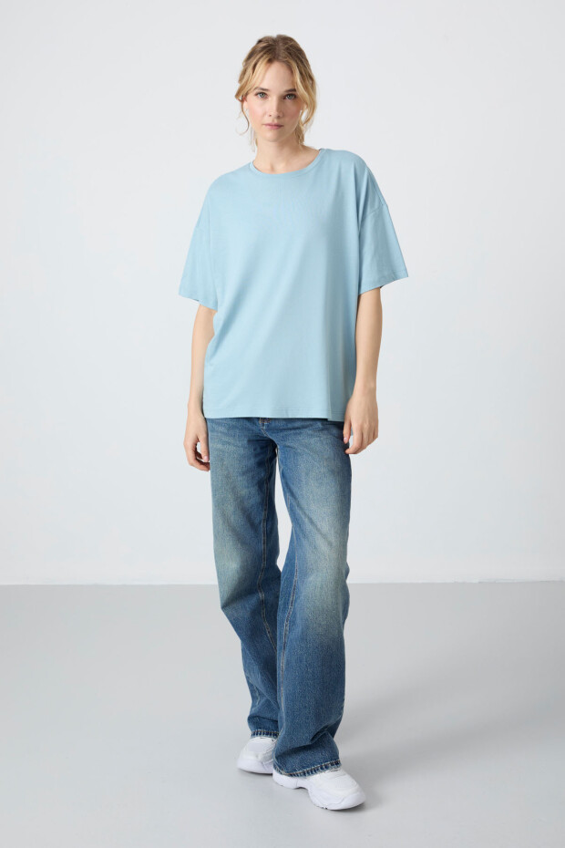 Açık Mavi Penye Modal Yumuşak Tuşeli Oversize Fit Basic Kadın T-Shirt- 97285 - 2