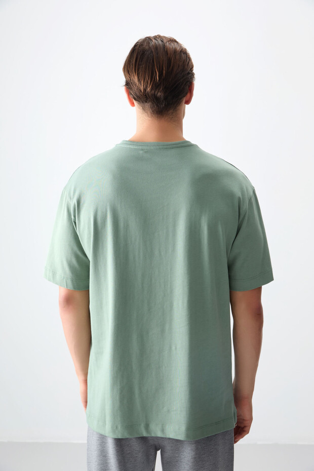 Açık Yeşil %100 Pamuk Kalın Yumuşak Dokulu Oversize Fit Baskılı Erkek T-Shirt - 88355 - 6
