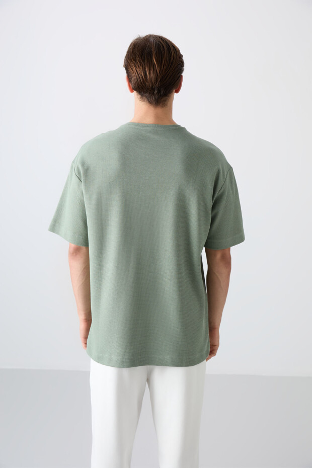Açık Yeşil Pamuklu Kalın Yüzeyi Dokulu Oversize Fit Basic Erkek T-Shirt - 88341 - 5