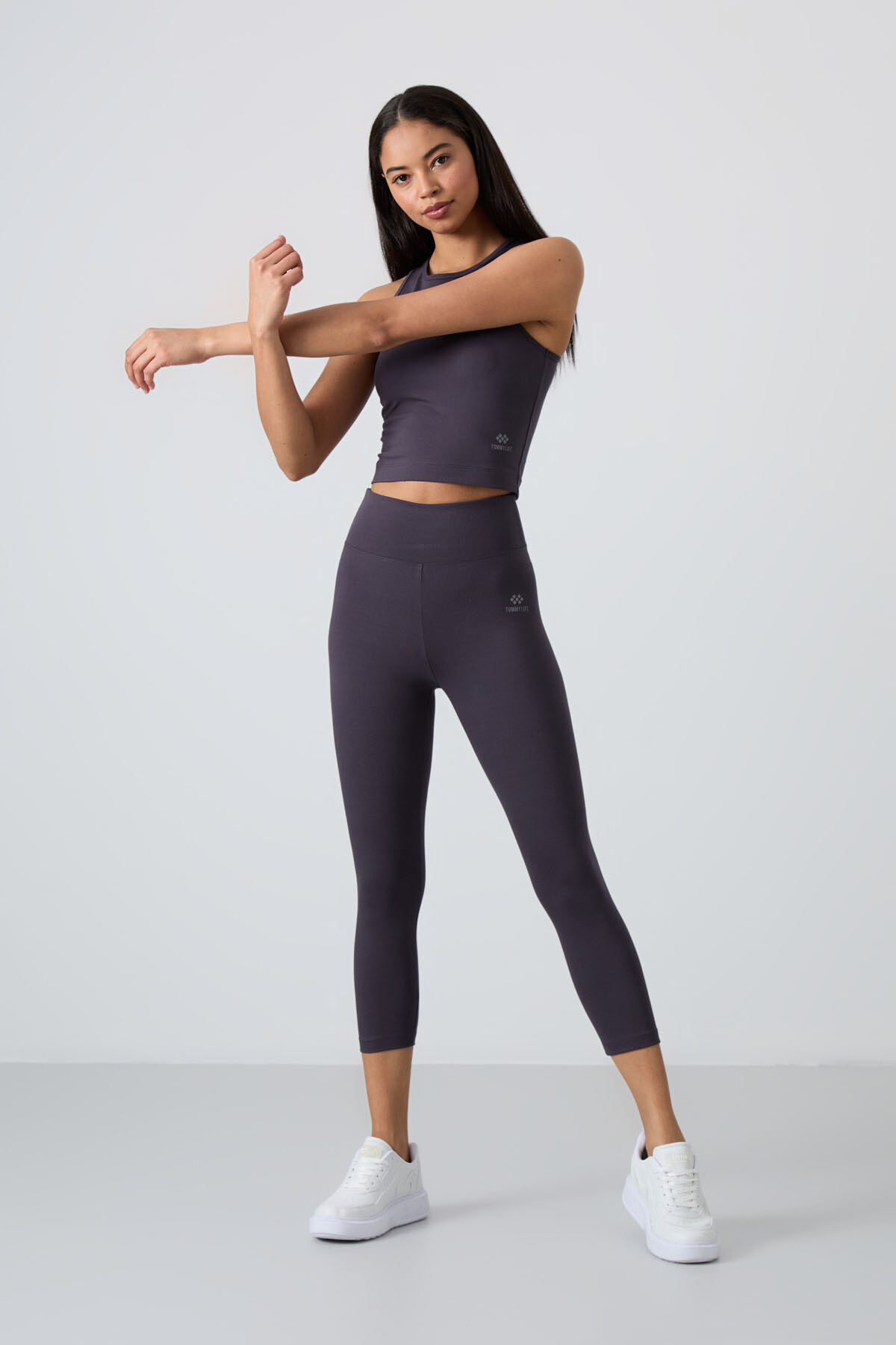 Antrasit Yüksek Bel Kapri-Crop Atlet Slim Fit Kadın Tayt Takım - 95284 - TOMMYLIFE (1)