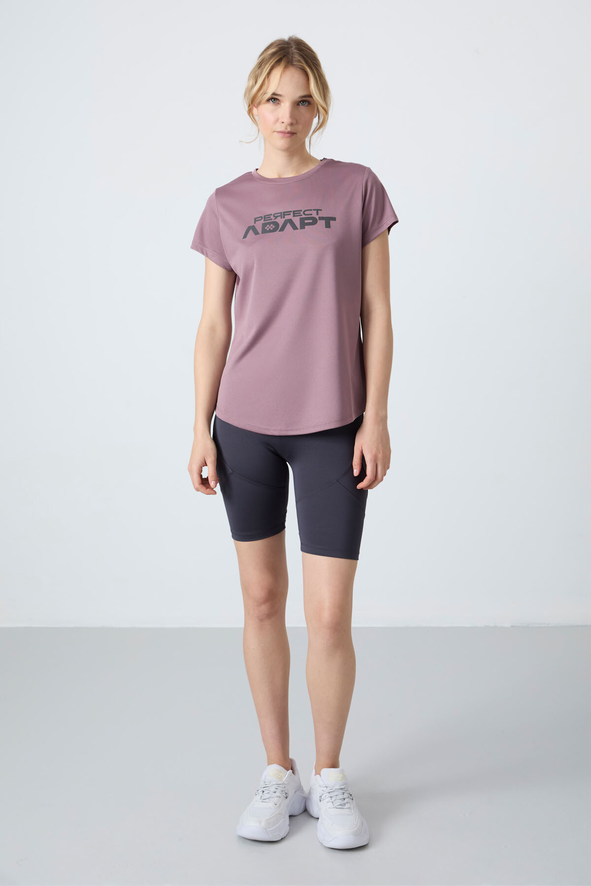 Antrasit Esnek Standart Fit Performans Kadın Biker Tayt - 91013 - TOMMYLIFE