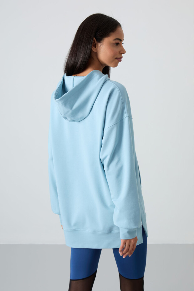 Açık Mavi Balon Kol Yazı Nakışlı Kadın Oversize Tunik Sweatshirt - 97163