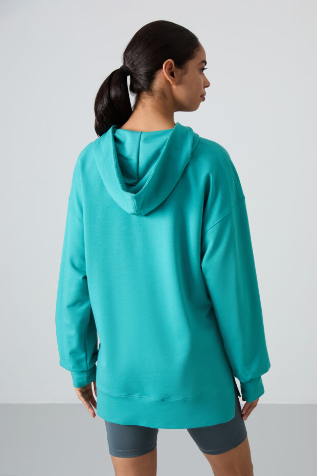 Deniz Yeşili Balon Kol Yazı Nakışlı Kadın Oversize Tunik Sweatshirt - 97163