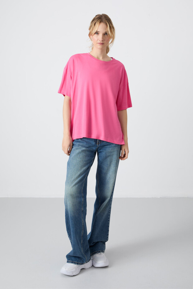 Şeker Pembe Penye Modal Yumuşak Tuşeli Oversize Fit Basic Kadın T-Shirt- 97285