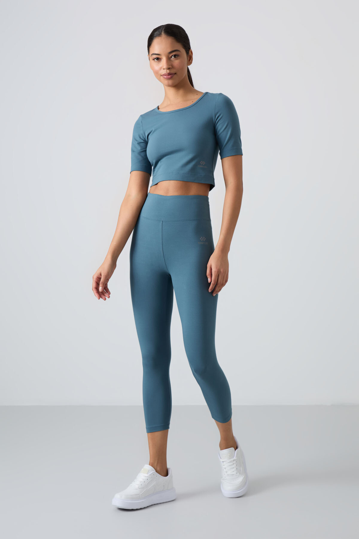 Orman Yeşili Yüksek Bel Kapri-Crop T-Shirt Slim Fit Kadın Tayt Takım - 95285 - TOMMYLIFE (1)