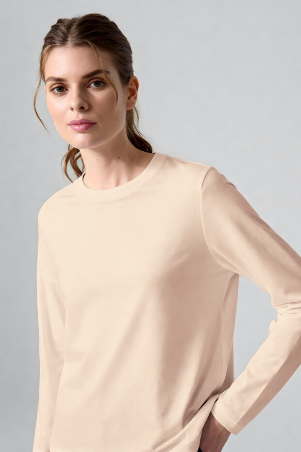Bej O Yaka Standart Fit Uzun Kollu Basic Kadın T-Shirt - 97312 - 4
