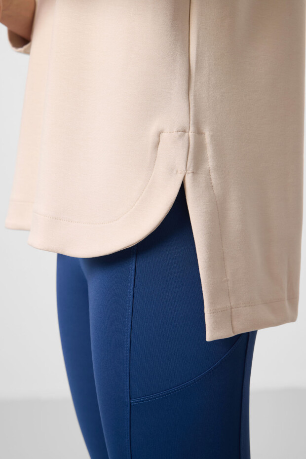 Bej Yumuşak Dokulu O Yaka Rahat Form Kadın Tunik Sweatshirt - 97305 - 3