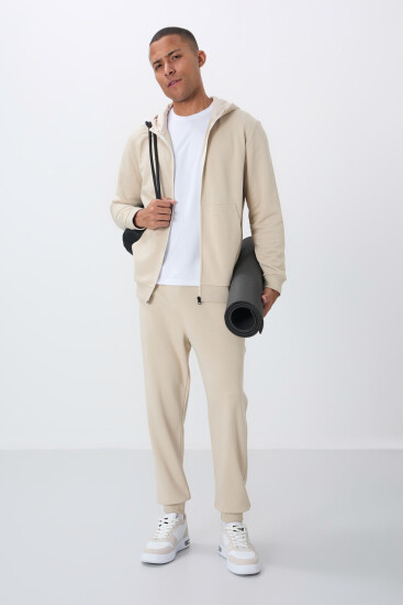Bej Kompakt Pamuklu Kalın Pürüzsüz Dokulu Kapüşonlu Comfort Fit Erkek Eşofman Takım - 85262 - TOMMYLIFE