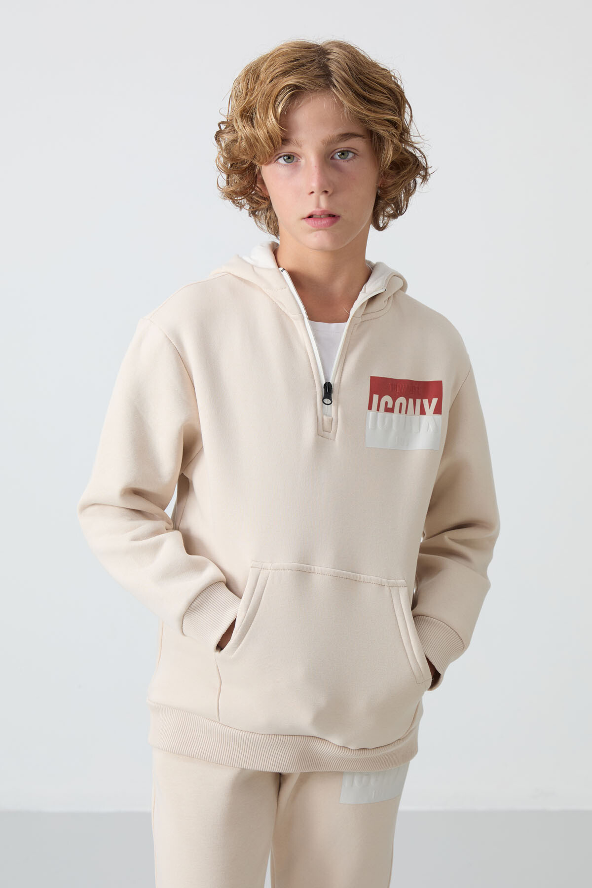 Bej Pamuklu Kalın İçi Tüylü Yumuşak Dokulu Standart Fit Baskılı Erkek Çocuk Eşofman Takım - 11246 - TOMMYLIFE (1)