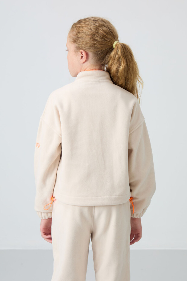 Bej Kalın Yumuşak Dokulu Standart Fit Nakışlı Polar Kız Çocuk Sweatshirt - 75157 - 5