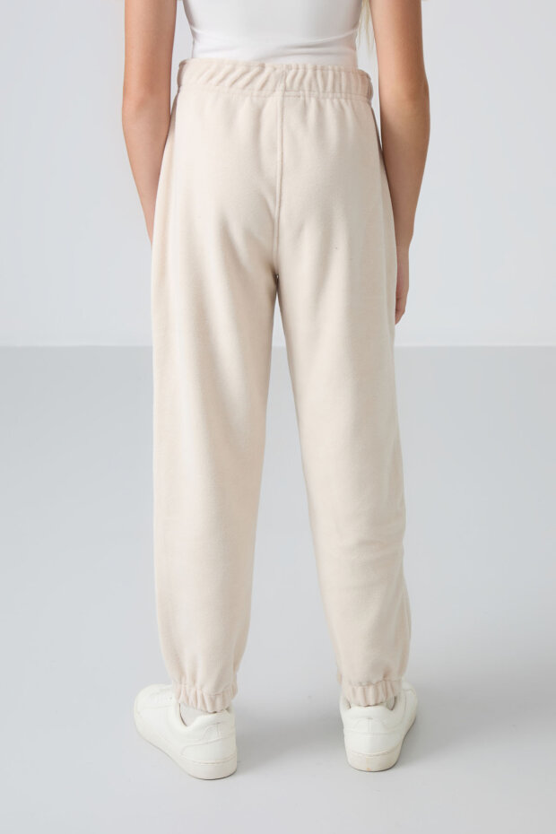 Bej Kalın Yumuşak Dokulu Standart Fit Nakışlı Polar Kız Çocuk Eşofman Alt - 75155 - 5