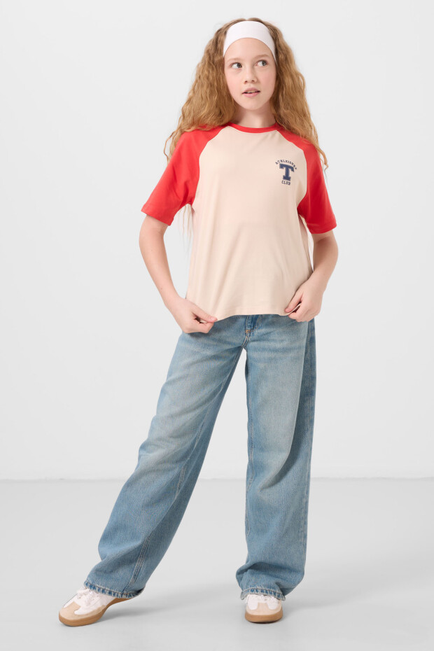 Bej O Yaka Pamuklu Baskılı Oversize Fit Kız Çocuk T-Shirt - 75179 - 1