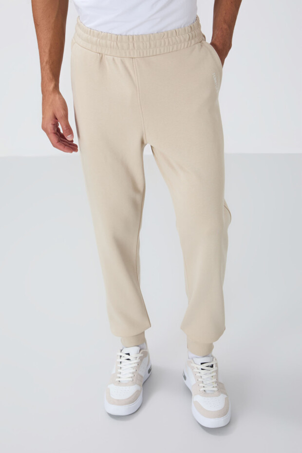 Bej Kompakt Pamuklu Kalın Pürüzsüz Dokulu Kapüşonlu Comfort Fit Erkek Eşofman Takım - 85262 - 3