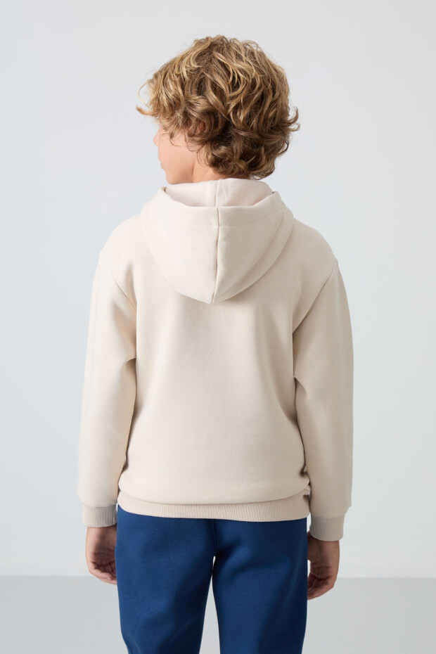 Bej Pamuklu Kalın İçi Tüylü Yumuşak Dokulu Standart Fit Nakışlı Erkek Çocuk Sweatshirt - 11244 - 5