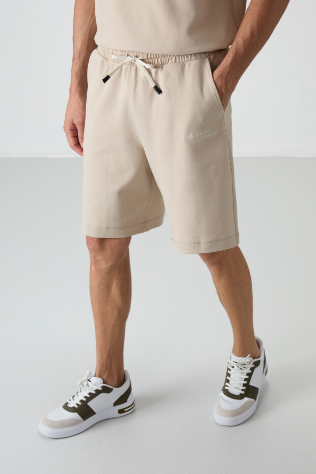Bej Pamuklu Kalın Yumuşak Dokulu Oversize Fit Nakışlı Erkek Şort Takım - 85250 - 5