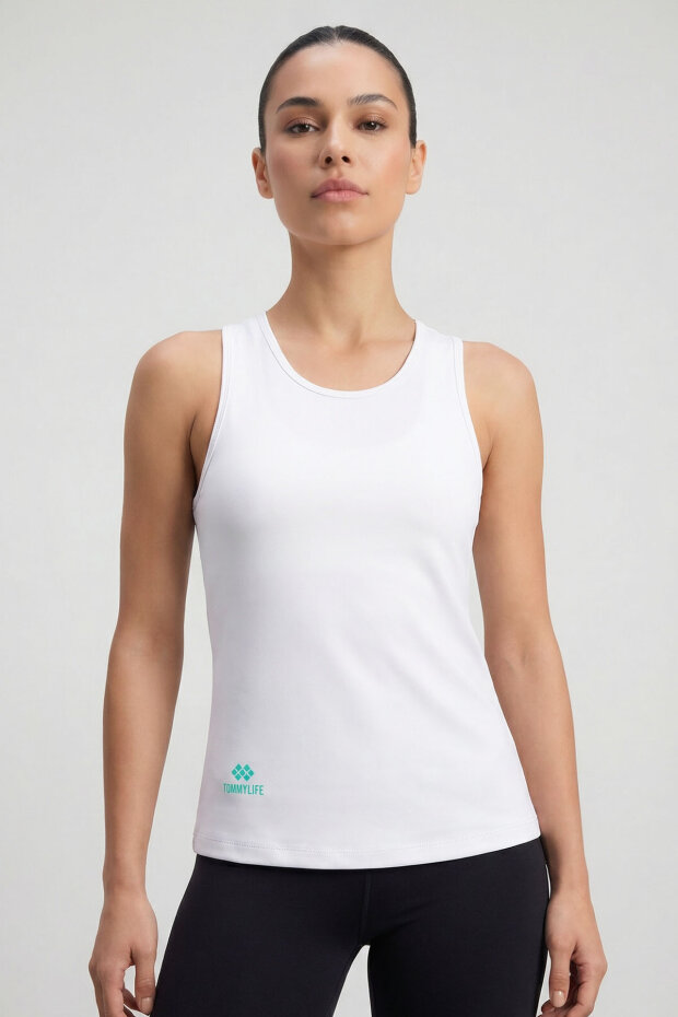 Beyaz Standart Fit Çapraz Sırt Detaylı Kadın Spor Atlet - 97296 - 3