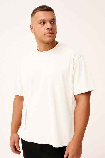 Beyaz Baskılı O Yaka Rahat Form Battal Büyük Beden Erkek T-Shirt - 88472 - TOMMYLIFE (1)