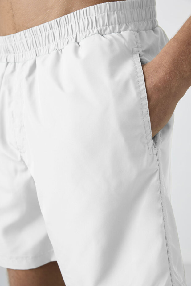 Beyaz Hızlı Kuruyan Standart Fit Erkek Deniz Şortu - 81237 - 3