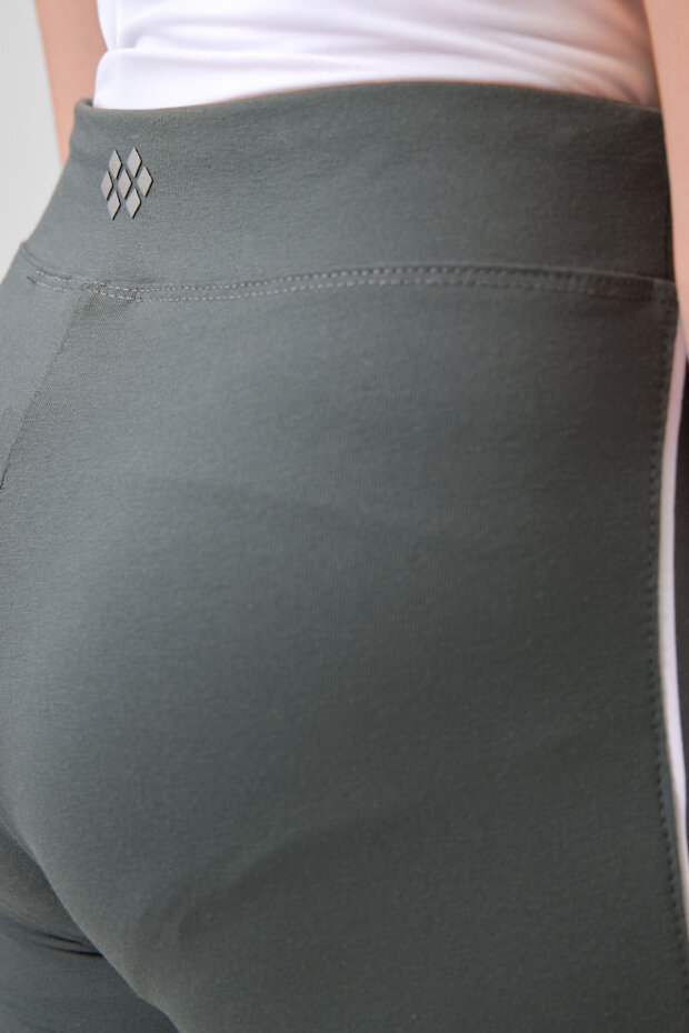 Beyaz-Haki Pamuklu O Yaka Standart Fit Basic İspanyol Paça Kız Çocuk Tayt Takım - 75192 - 5