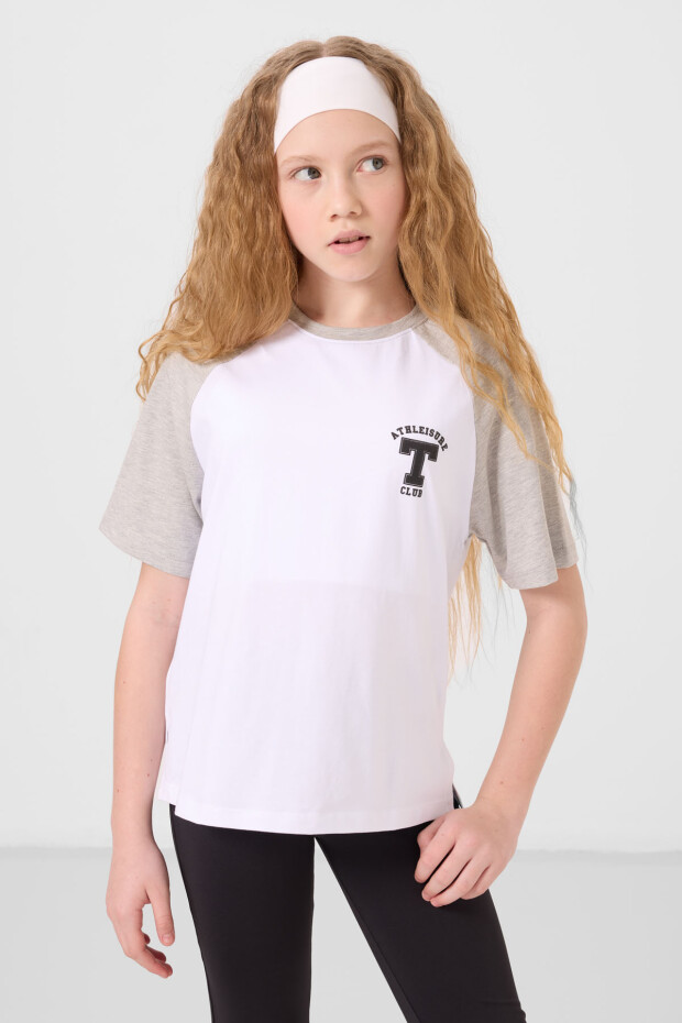 Beyaz O Yaka Pamuklu Baskılı Rahat Form Fit Kız Çocuk T-Shirt - 75179 - 3