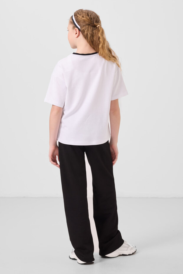 Beyaz-Siyah O Yaka Baskılı Geniş Paça Standart Fit Kız Çocuk Palazzo Eşofman Takım - 75171 - 6