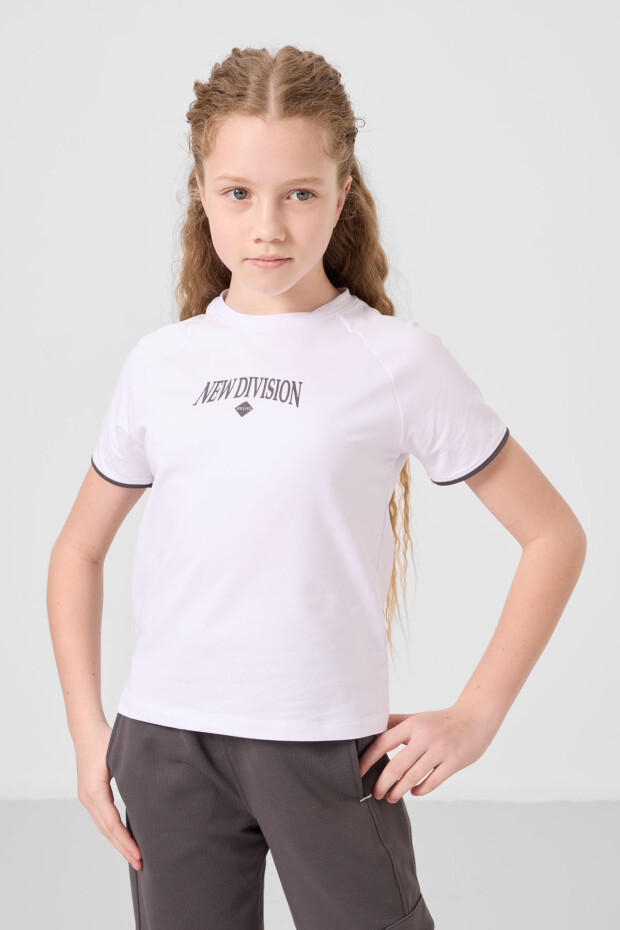 Beyaz-Koyu Gri O Yaka Baskılı Lastik Paça Kargo Cepli Kız Çocuk Eşofman Takım - 75173 - 5