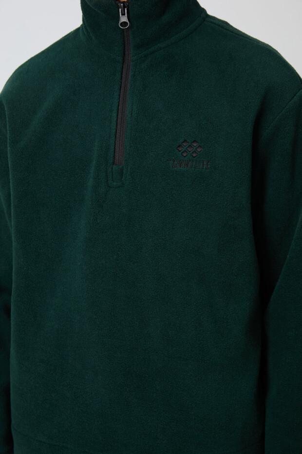 Çam Yeşil Kalın Yumuşak Dokulu Standart Fit Nakışlı Polar Erkek Çocuk Sweatshirt - 11221 - 3