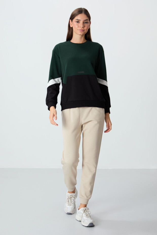 Çam Yeşili Kompakt Pamuklu Kalın Pürüzsüz Dokulu O Yaka Standart Kalıp Kadın Sweatshirt - 97289 - 3