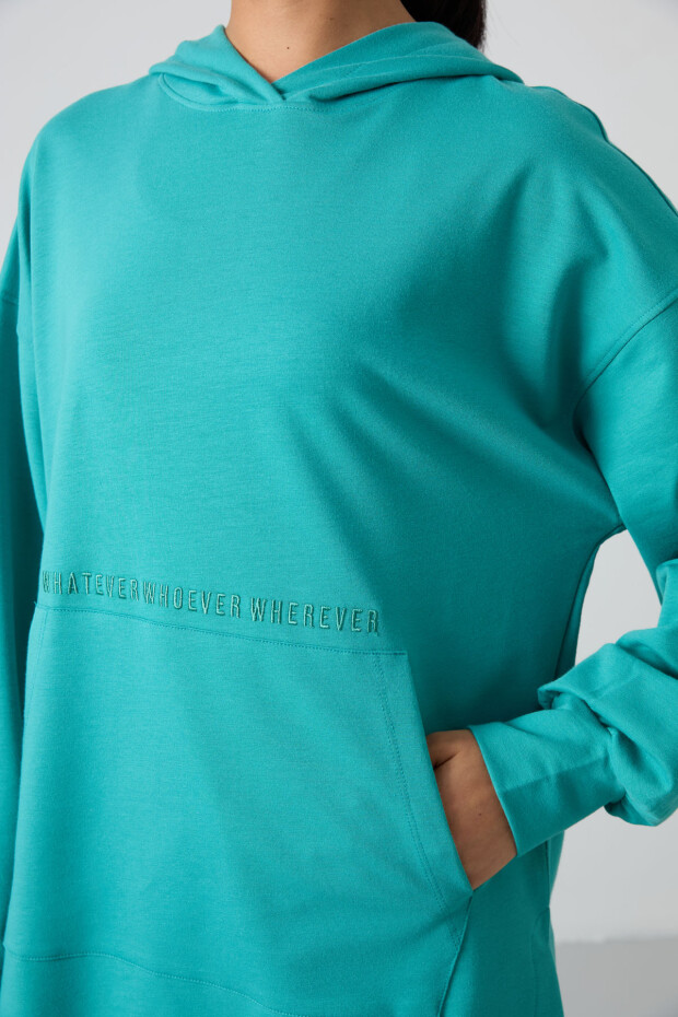 Deniz Yeşili Balon Kol Yazı Nakışlı Kadın Rahat Form Tunik Sweatshirt - 97163 - 3