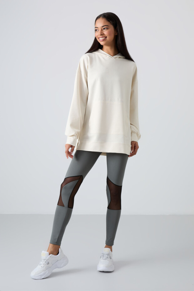 Ekru Balon Kol Yazı Nakışlı Kadın Rahat Form Tunik Sweatshirt - 97163 - 2