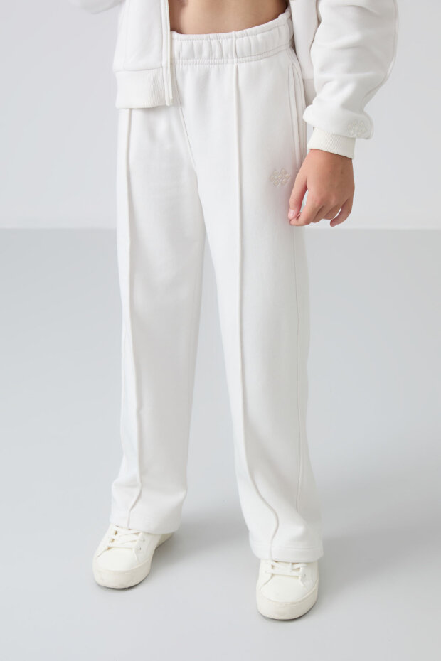 Ekru Pamuklu İçi Tüylü Yumuşak Dokulu Standart Fit Nakışlı Kız Çocuk Eşofman Takım - 75161 - 6