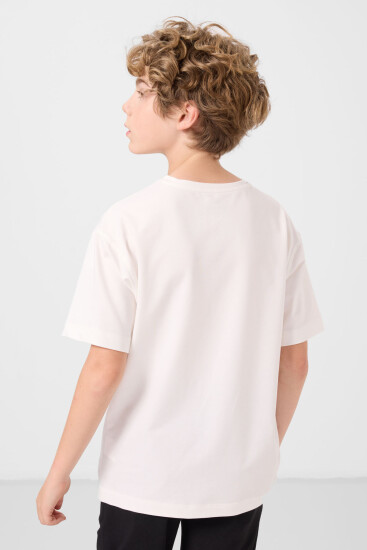 Ekru Pamuklu Yumuşak Dokulu Oversize Basic Erkek Çocuk T-Shirt - 11297 - Thumbnail