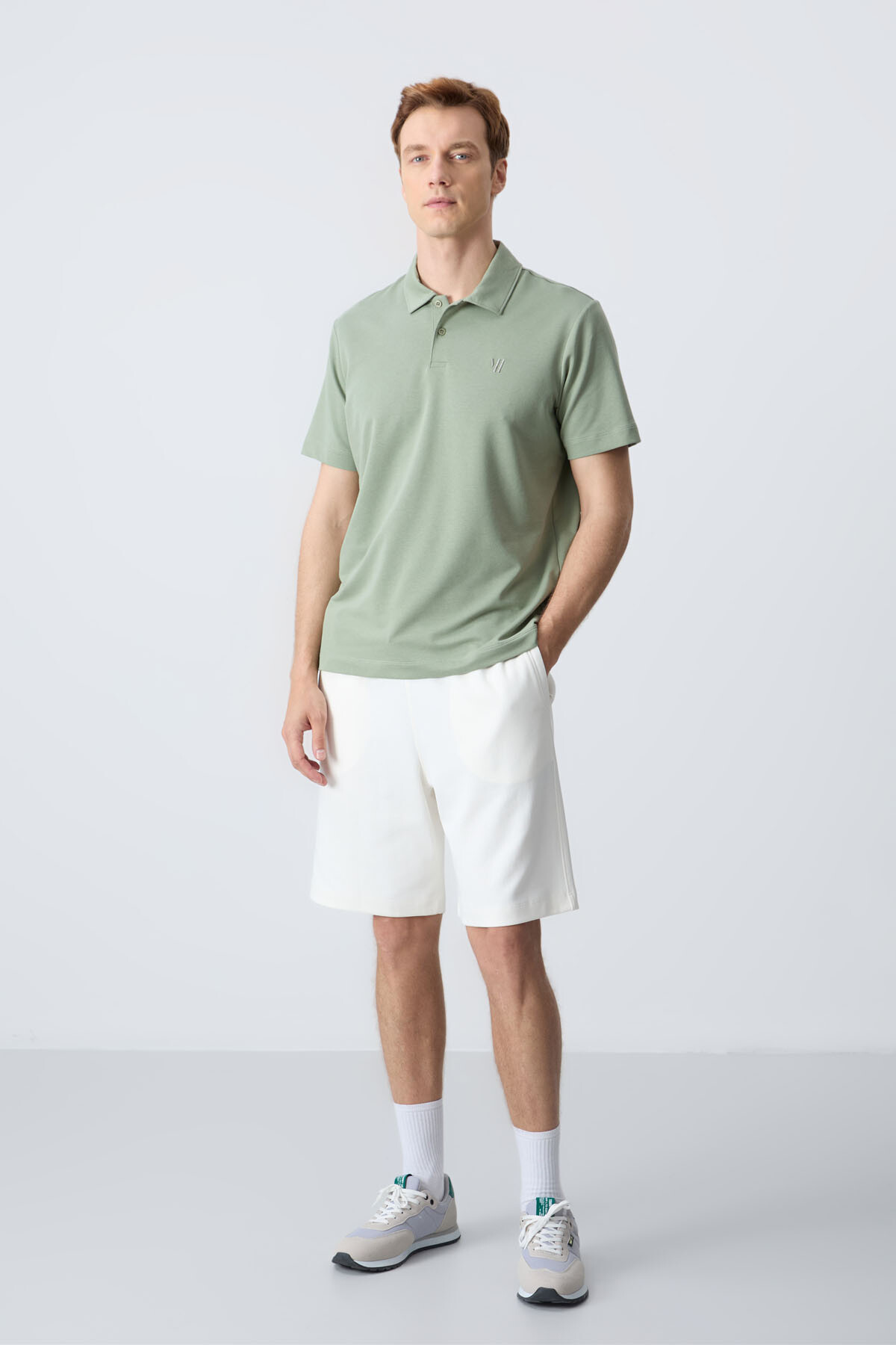 Ekru Pamuklu Kalın Yumuşak Dokulu Standart Fit Basic Erkek Şort - 81275 - Air Jones (1)