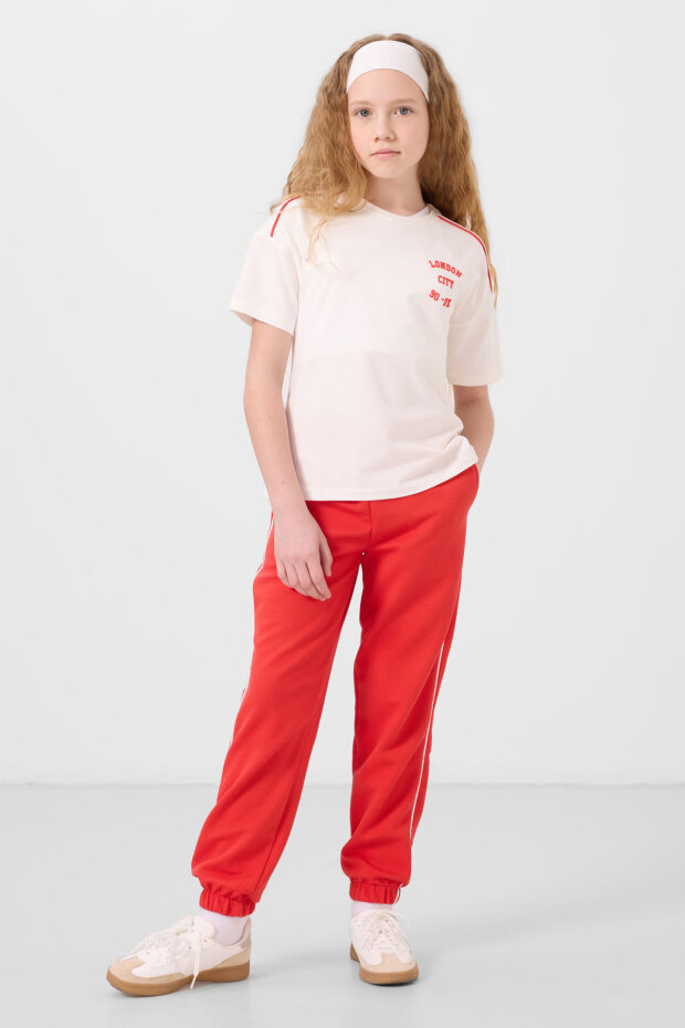 Ekru-Fiesta O Yaka Baskılı Lastik Paçalı Standart Fit Kız Çocuk Eşofman Takım - 75186 - 5