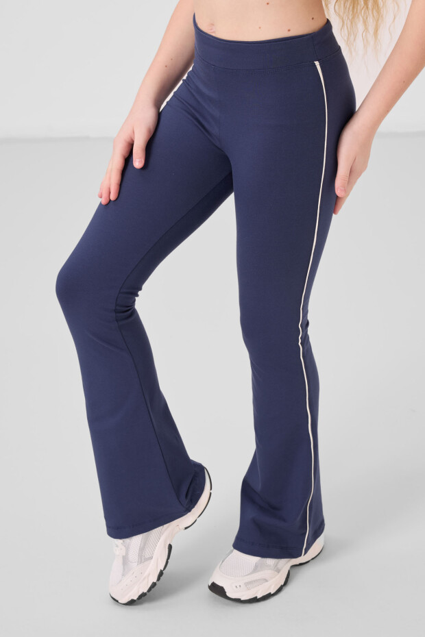 Ekru-İndigo Pamuklu O Yaka Standart Fit Basic İspanyol Paça Kız Çocuk Tayt Takım - 75192