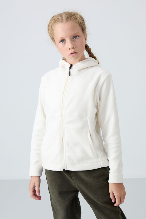 Ekru Kalın Yumuşak Dokulu Standart Fit Nakışlı Polar Kız Çocuk Sweatshirt - 75152 - 1