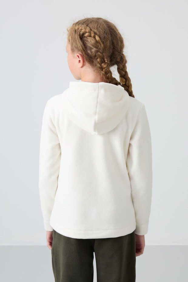 Ekru Kalın Yumuşak Dokulu Standart Fit Nakışlı Polar Kız Çocuk Sweatshirt - 75152 - 5