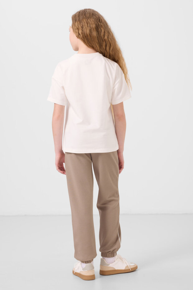 Ekru-Koyu Bej O Yaka Baskılı Lastik Paçalı Standart Fit Kız Çocuk Eşofman Takım - 75186 - 7