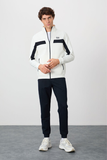 Ekru-Lacivert Yüzeyi Dokulu Standart Fit Nakışlı Erkek Eşofman Takım - 85248 - Air Jones (1)