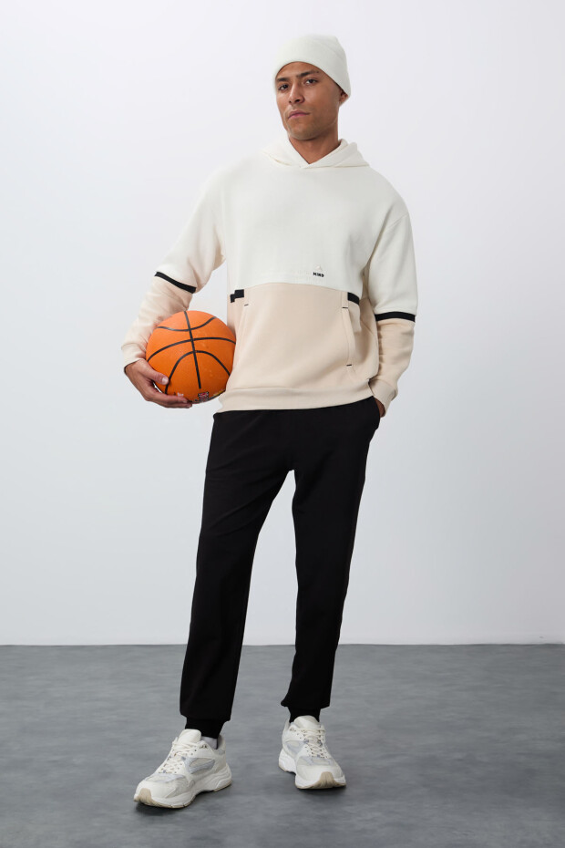 Ekru Pamuklu Kalın İçi Tüylü Yumuşak Dokulu Comfort Fit Nakışlı Erkek Sweatshirt - 88417 - 3